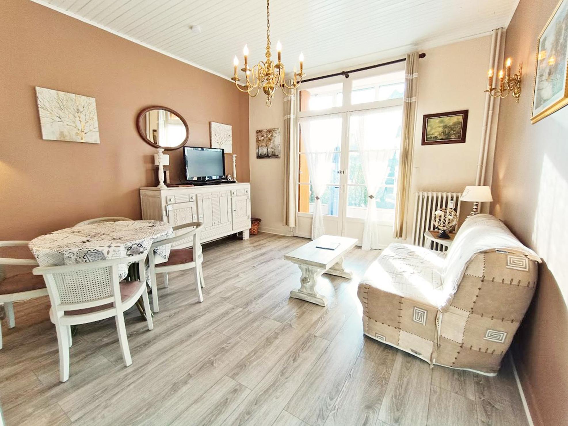 Appartement Le Petit Paradis, T3, Wifi, Parking, Veranda *