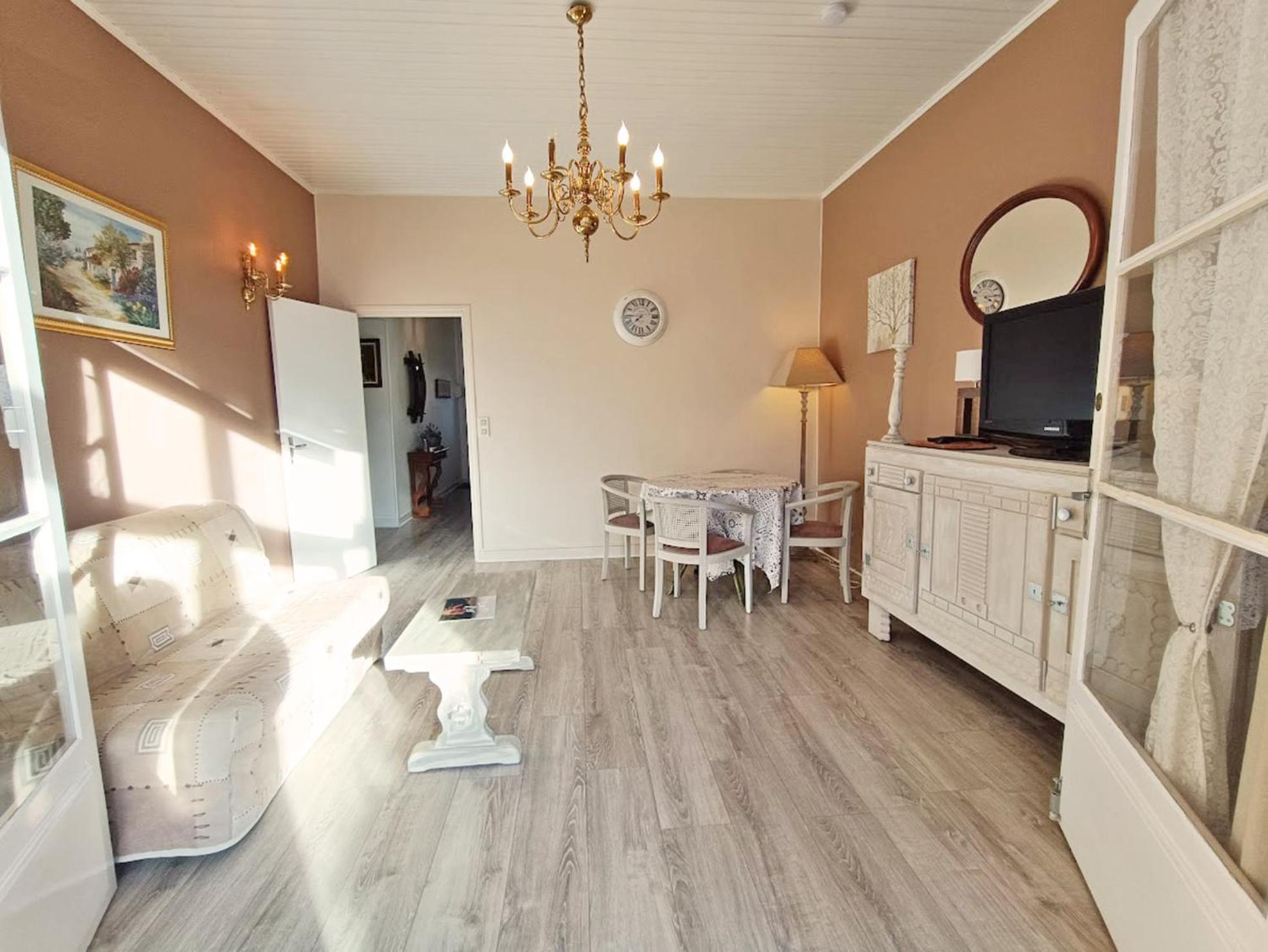 Le Petit Paradis, T3, Wifi, Parking, Veranda Apartment