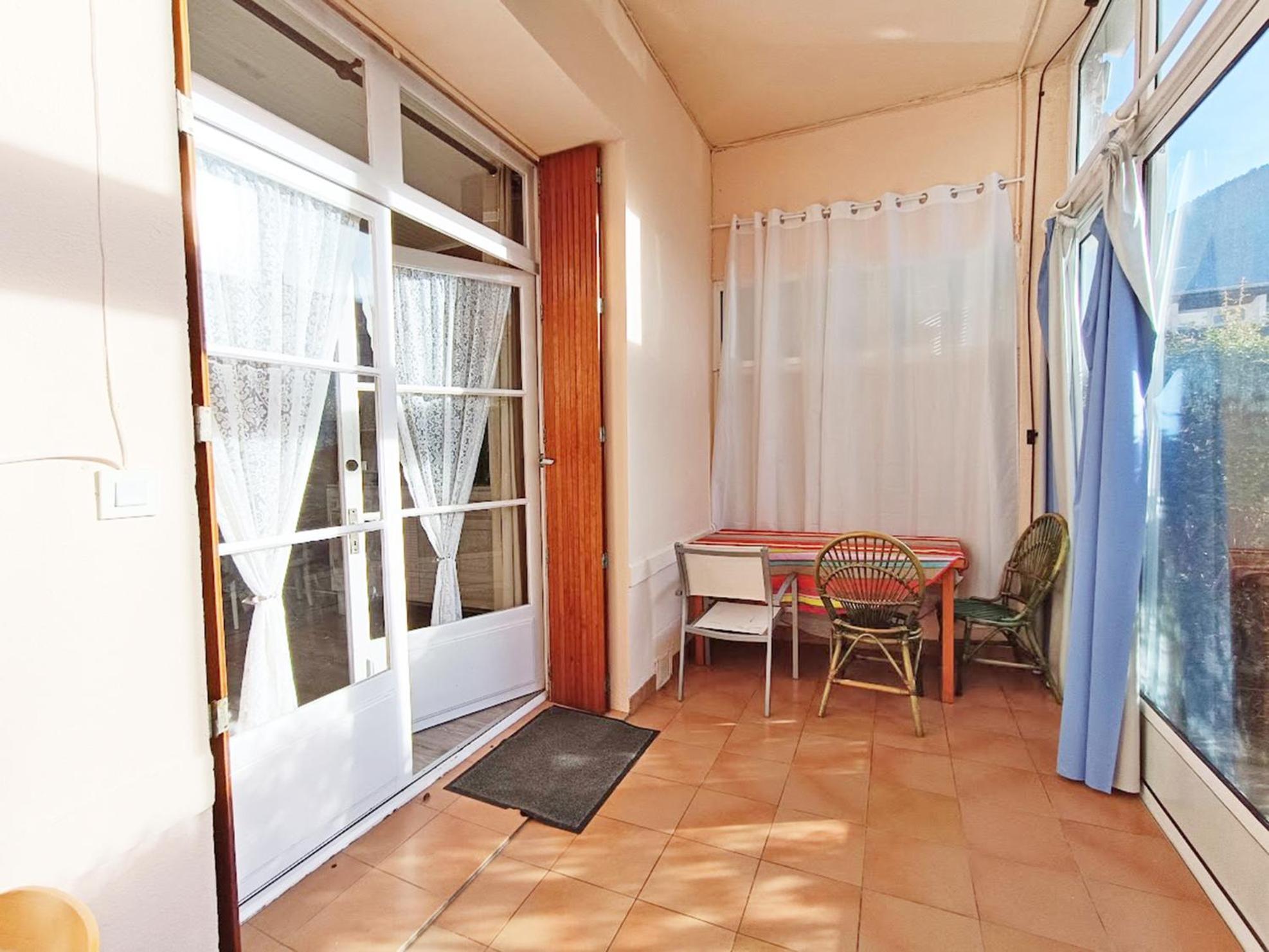Le Petit Paradis, T3, Wifi, Parking, Veranda Apartment *